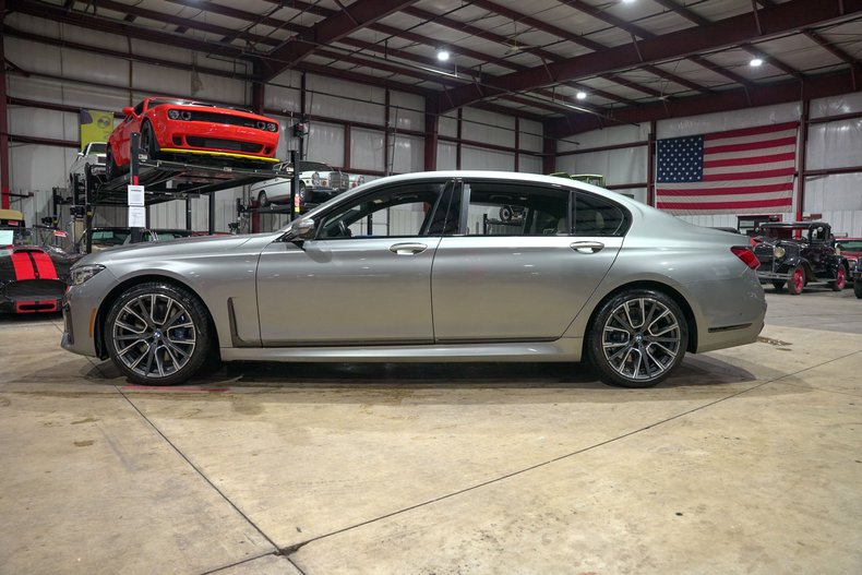 2022 BMW 750i xDrive - photo 2
