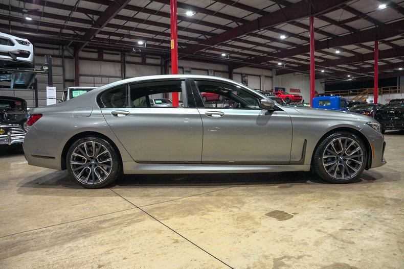2022 BMW 750i xDrive - photo 6