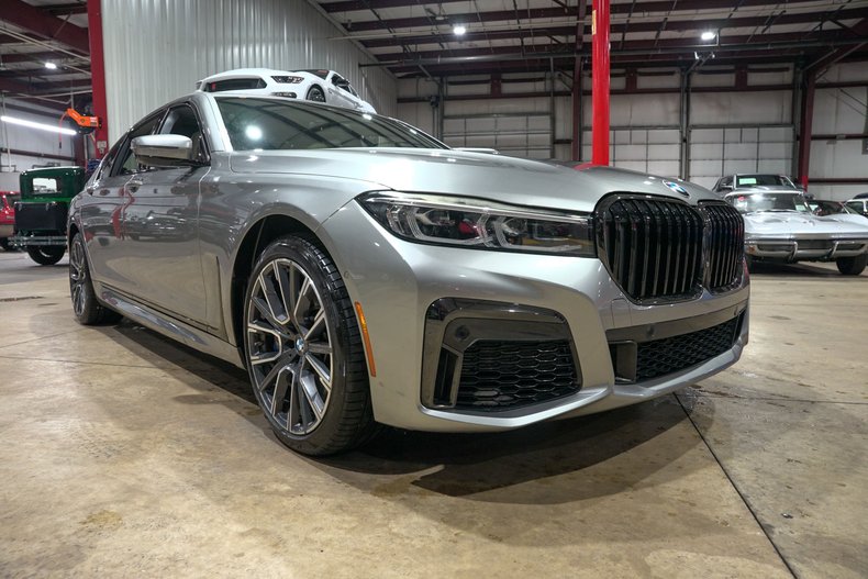 2022 BMW 750i xDrive - photo 7