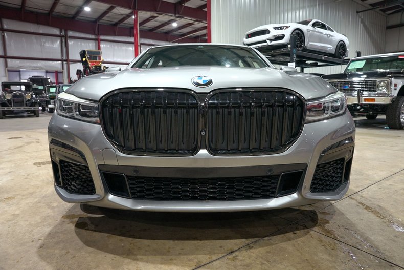 2022 BMW 750i xDrive - photo 8