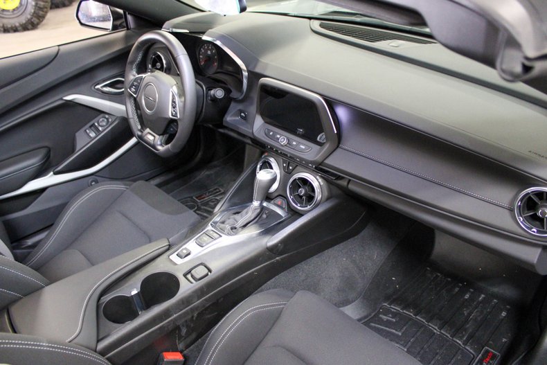 2023 Chevrolet Camaro SS - photo 10