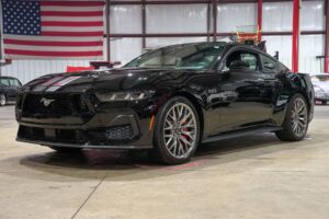 2024 Ford Mustang GT - photo 1