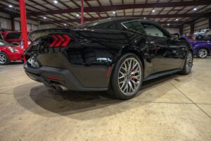 2024 Ford Mustang GT - photo 5