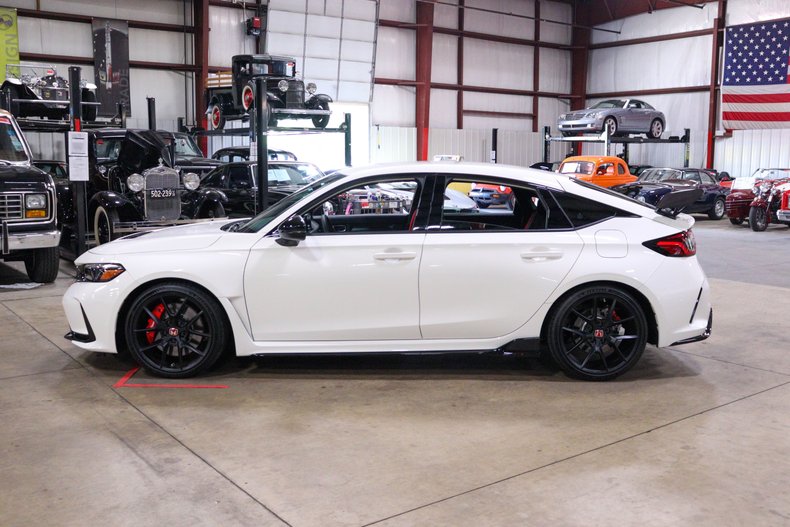 2023 Honda Civic Type R - photo 2