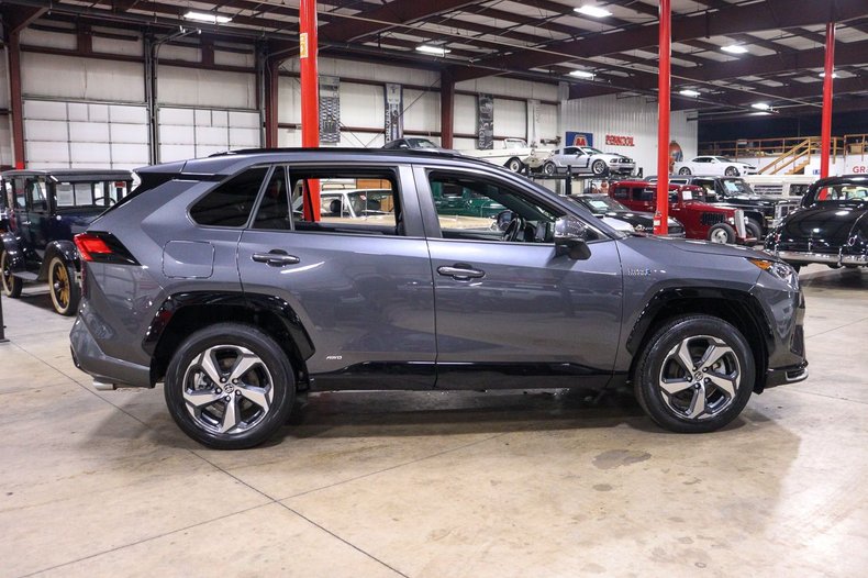2021 Toyota RAV4 Prime - photo 6