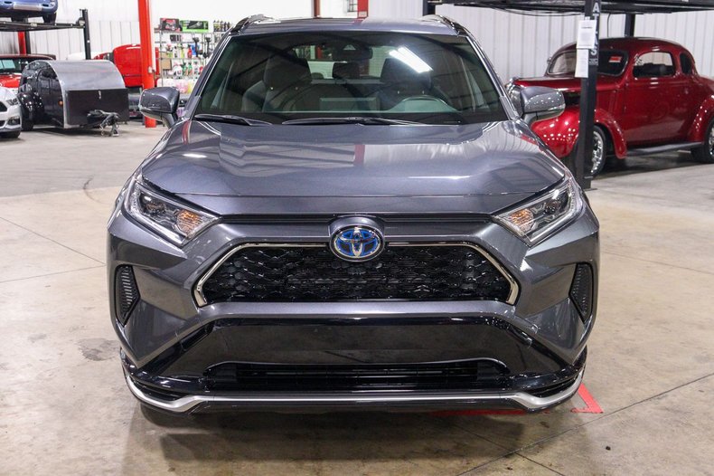 2021 Toyota RAV4 Prime - photo 8