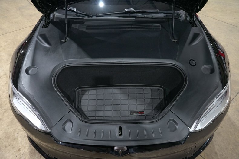 2022 Tesla Model S Plaid - photo 12