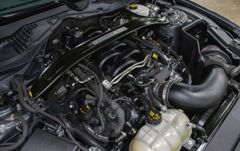 2021 Ford Mustang GT - photo 11