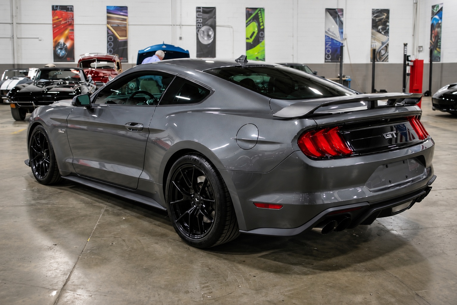 2021 Ford Mustang GT - photo 3