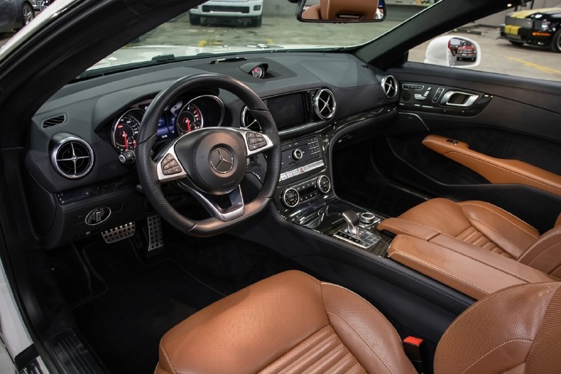 2017 Mercedes-Benz SL 550 - photo 8